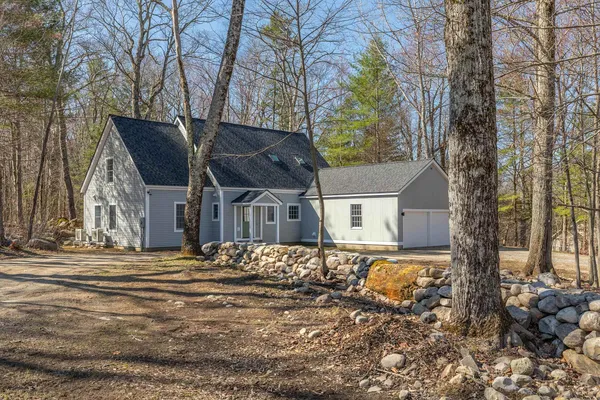 $925,000 | 171 Mending Walls Road, Manchester, VT 05255