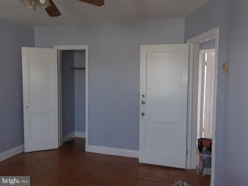 726 Braeside Road Baltimore, MD 21229 - Photo 13 of 15 a view of an empty room