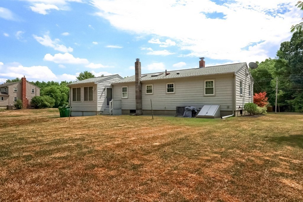 85 Queens Brook Road Pembroke, MA 02359 - Photo 25 of 31 Gallery Image 25