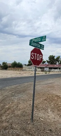 $290,000 | Sunrise & Phyllis, Las Vegas, NV 89110