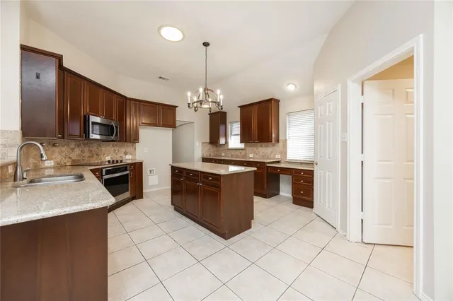 $2,690 | 2444 Elm Leaf Lane, Plano, TX 75025