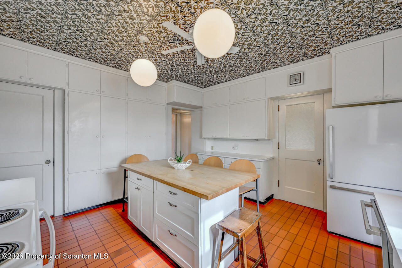 718 Taylor Avenue Scranton, PA 18510 - Photo 21 of 75 718TaylorAve22-jpg