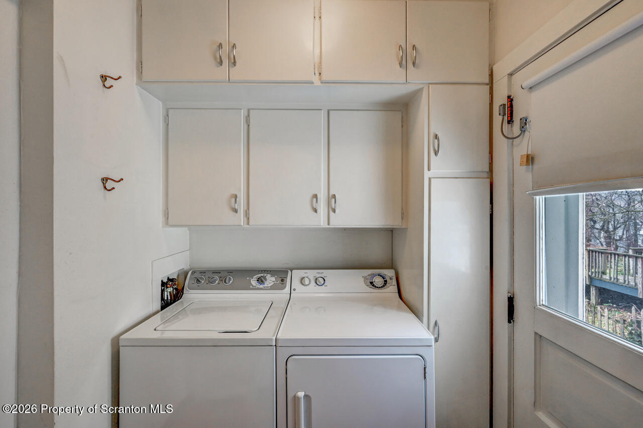 718 Taylor Avenue Scranton, PA 18510 - Photo 24 of 75 718TaylorAve25-jpg