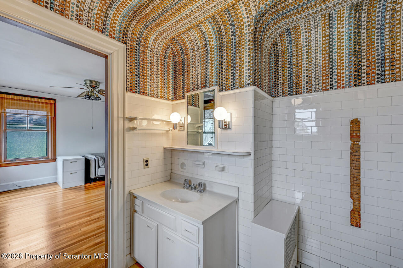 718 Taylor Avenue Scranton, PA 18510 - Photo 54 of 75 718TaylorAve52-jpg