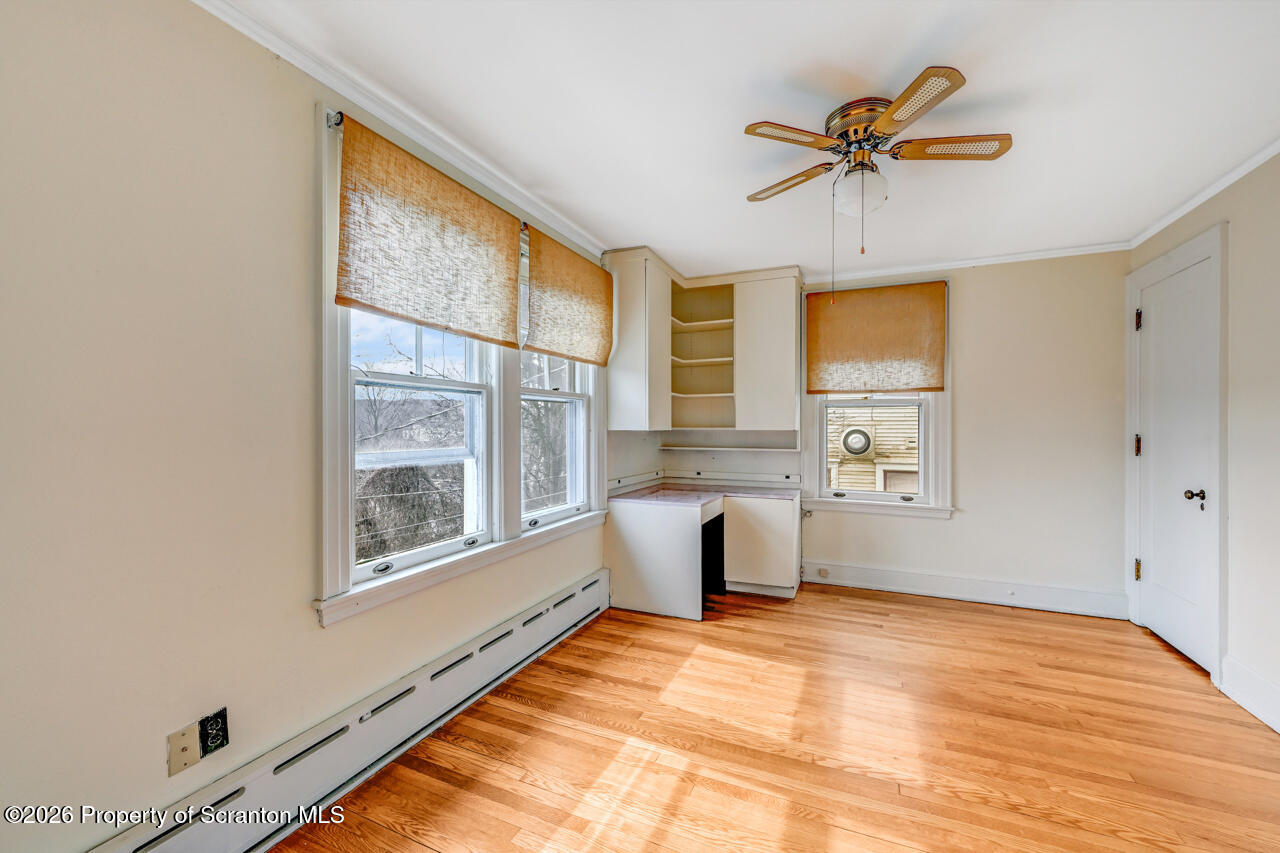 718 Taylor Avenue Scranton, PA 18510 - Photo 8 of 75 718TaylorAve38-jpg