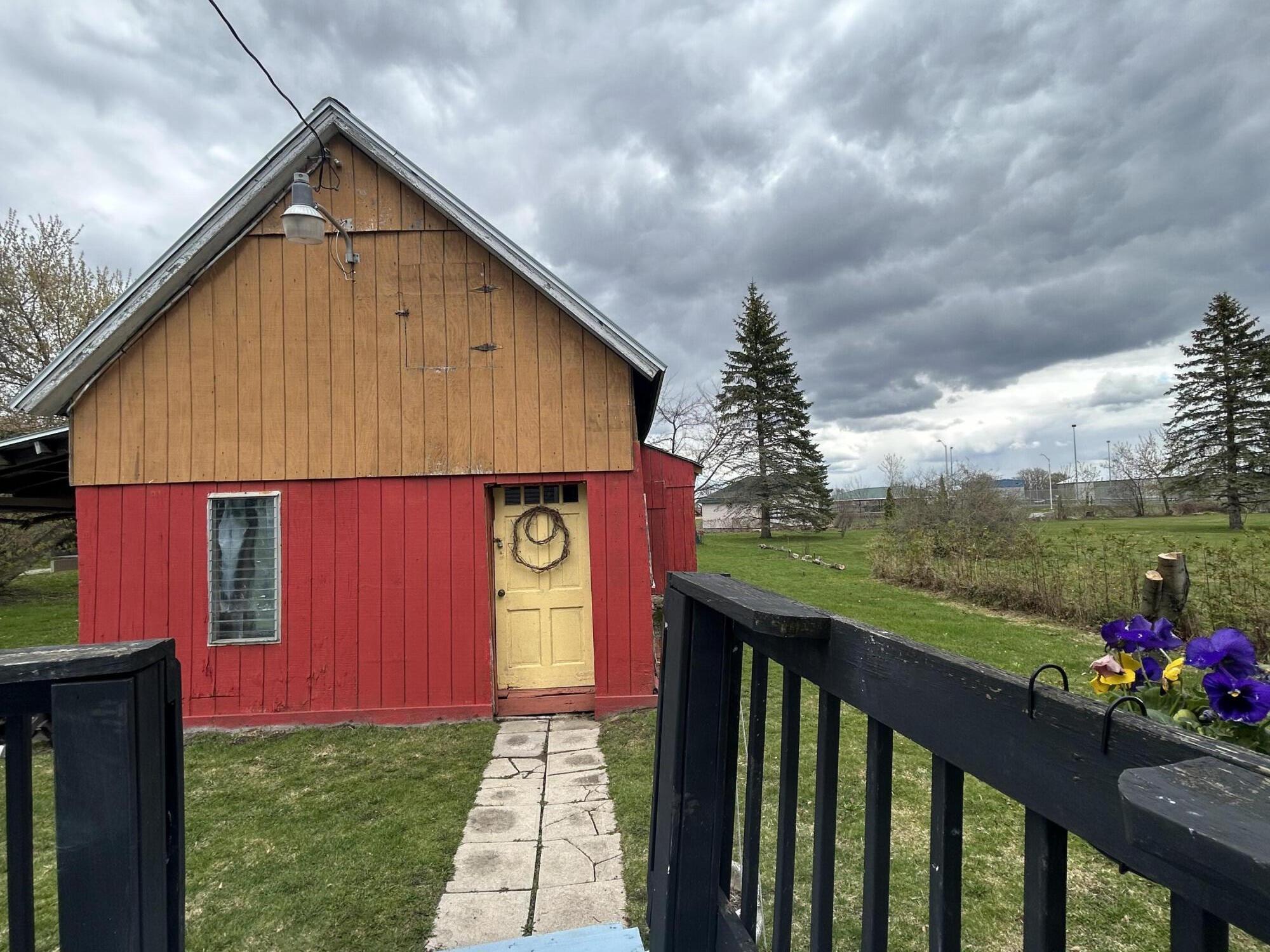 25 Lake Street Rouses Point, NY 12979 - Photo 4 of 23