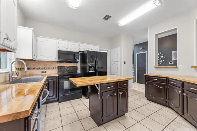 $2,500 | 10713 Alexandria Drive, Frisco, TX 75035