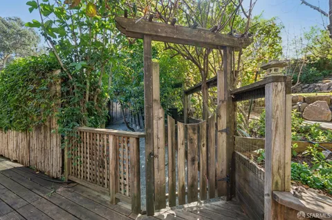 $1,195,000 | 4743 Mountain Boulevard, Oakland, CA 94619