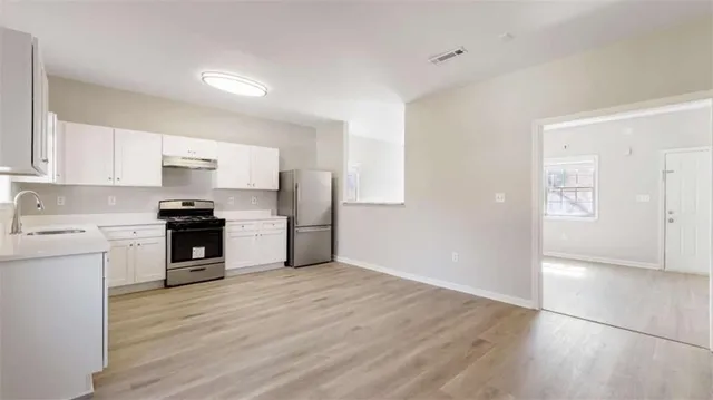 $1,975 | 848 Ridge Avenue Northwest, Unit A, Atlanta, GA 30318