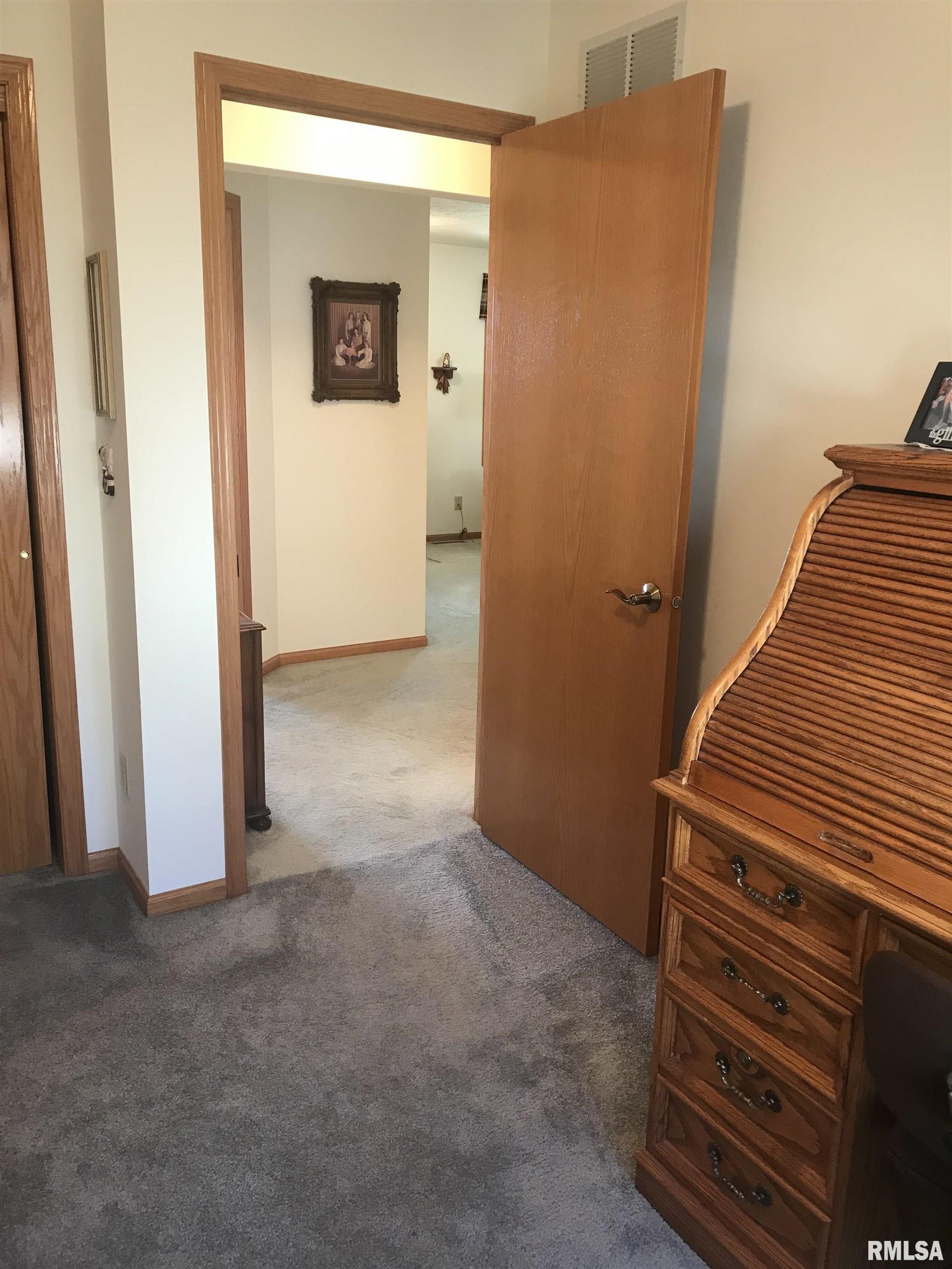 516 3rd Street Colona, IL 61241 - Photo 16 of 22 Gallery Image 16