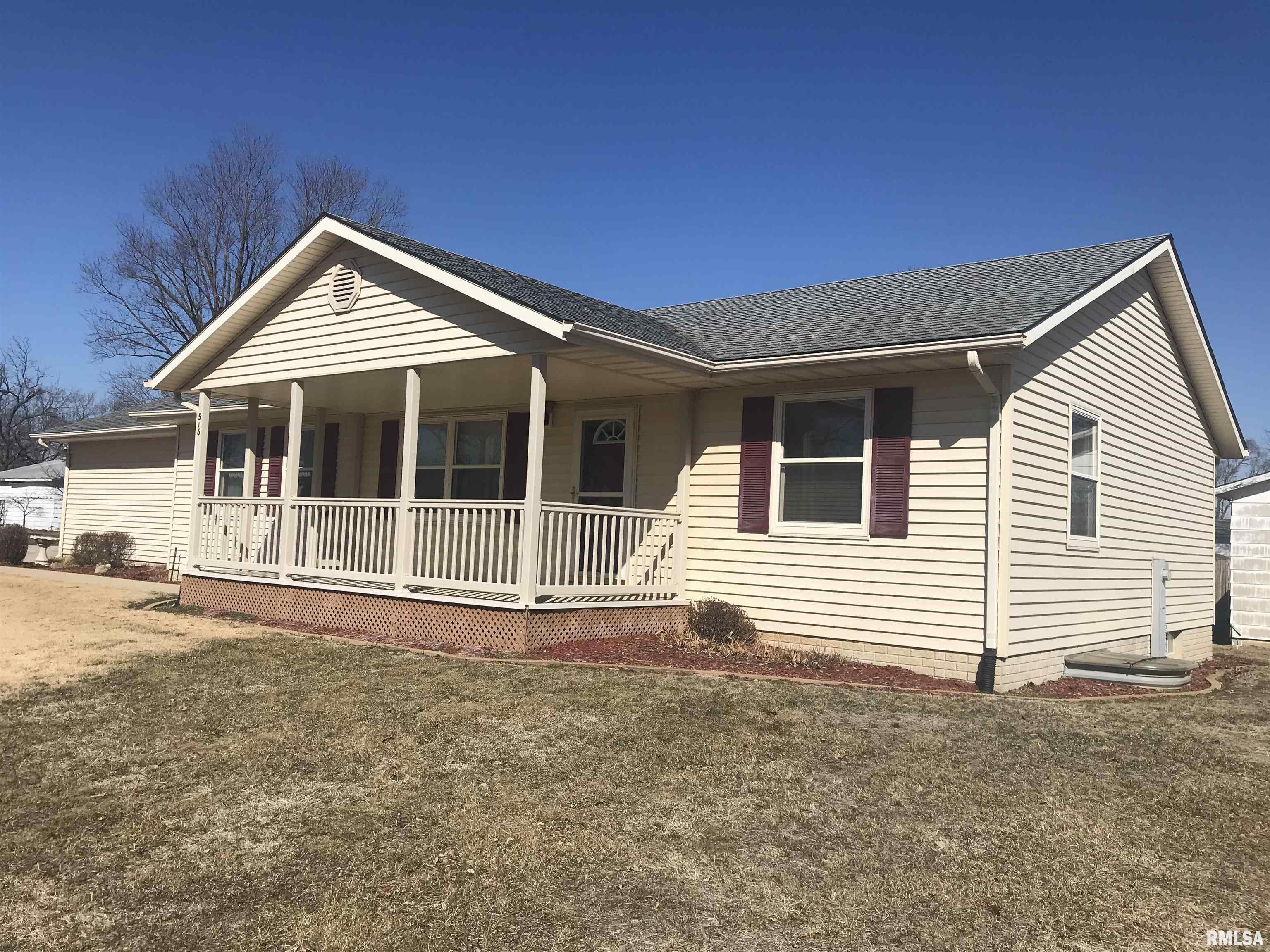 516 3rd Street Colona, IL 61241 - Photo 2 of 22 Gallery Image 2