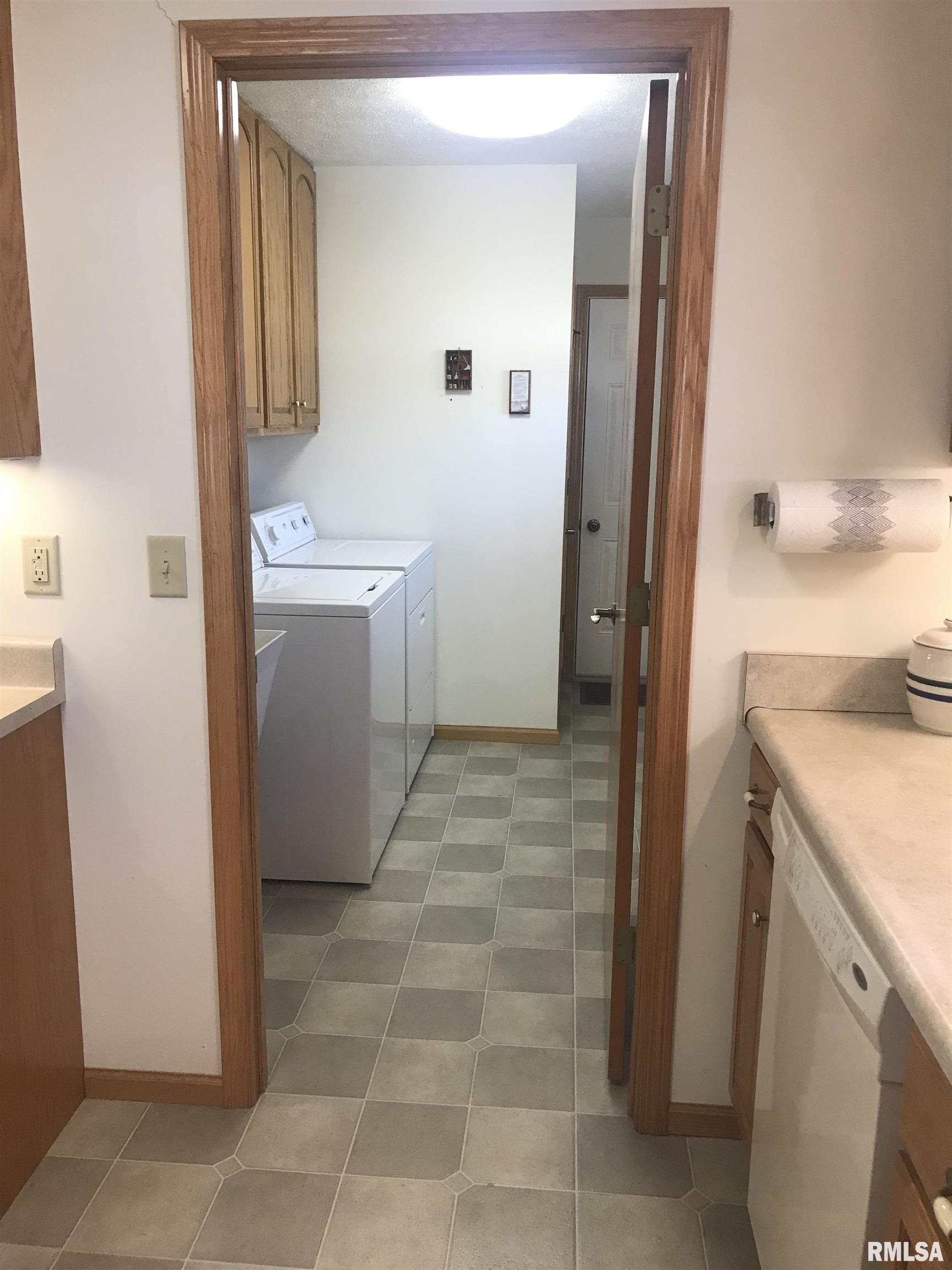 516 3rd Street Colona, IL 61241 - Photo 6 of 22 Gallery Image 6