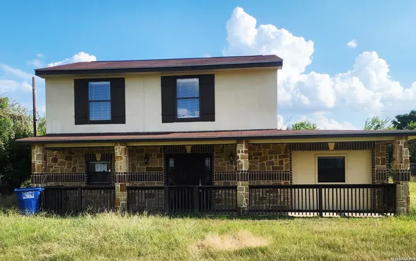 $360,000 | 1645 Farm To Market 3432, Adkins, TX 78101