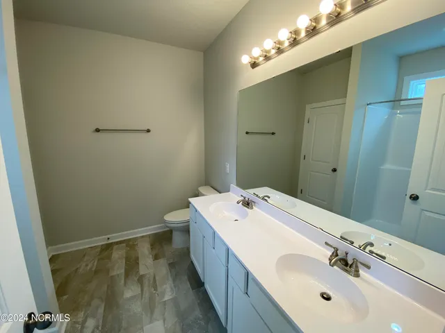 $1,690 | 255 Shallowbag Bay Lane, Jacksonville, NC 28546