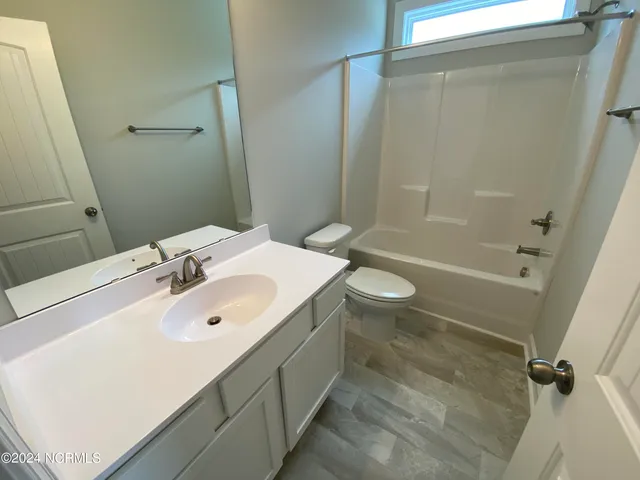 $1,690 | 255 Shallowbag Bay Lane, Jacksonville, NC 28546