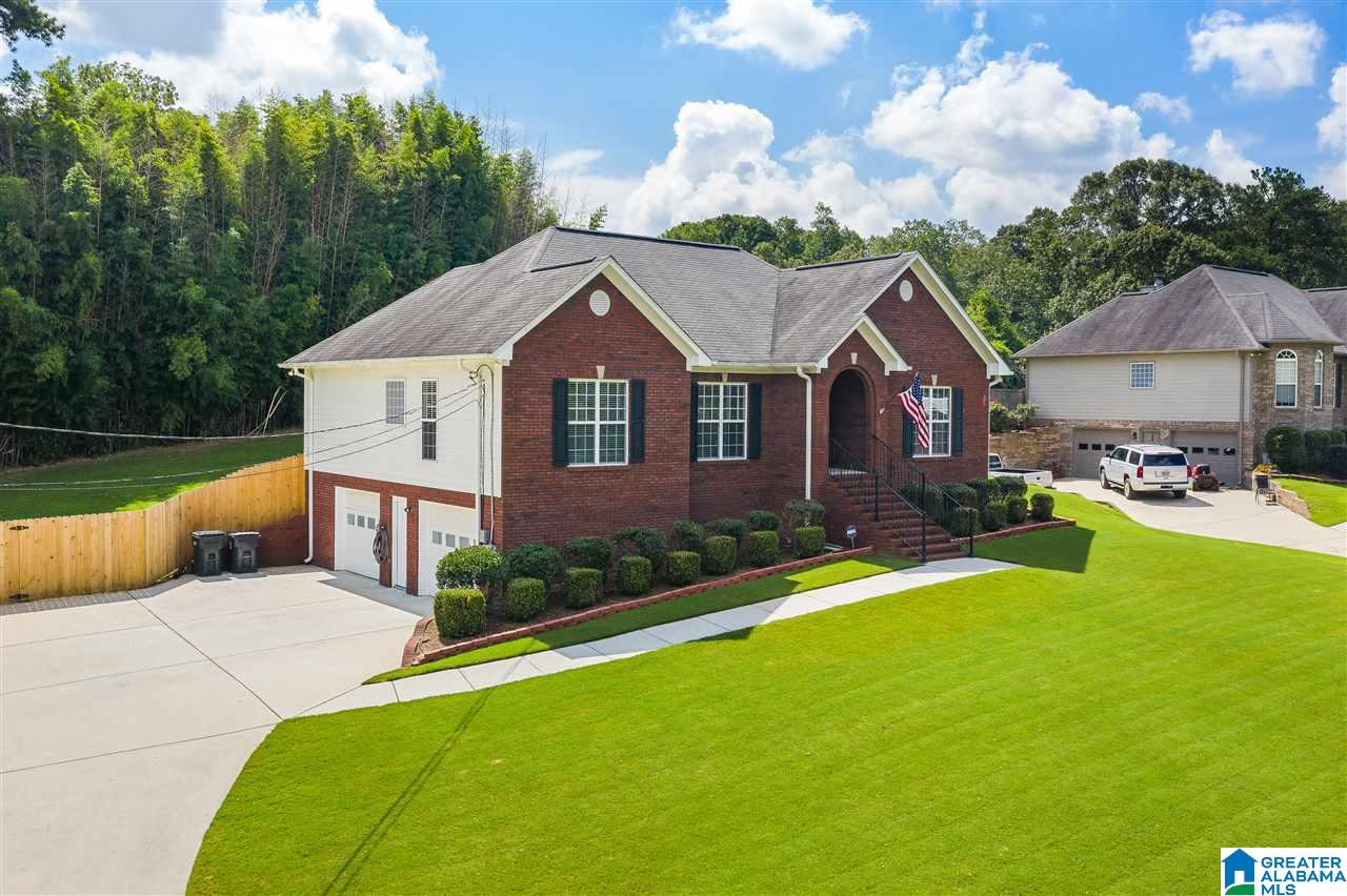 960 Magnolia Road Leeds, AL 35094 - Photo 4 of 33