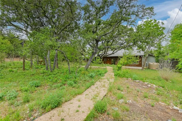 $3,500 | 901 Valley View Drive, Austin, TX 78733