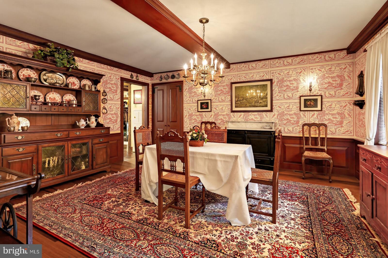 4915 Sundown Road Gaithersburg, MD 20882 - Photo 11 of 64 Roomy, classic dining room