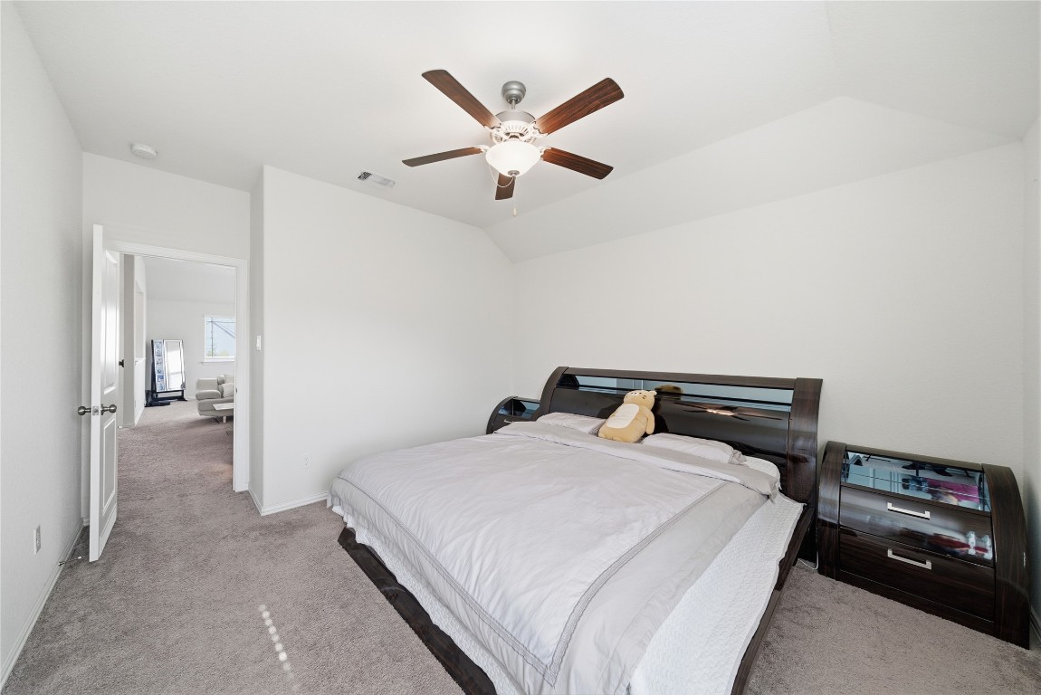 4335 Tawny Timber Drive Spring, TX 77386 - Photo 29 of 42 a bedroom with a bed and closet