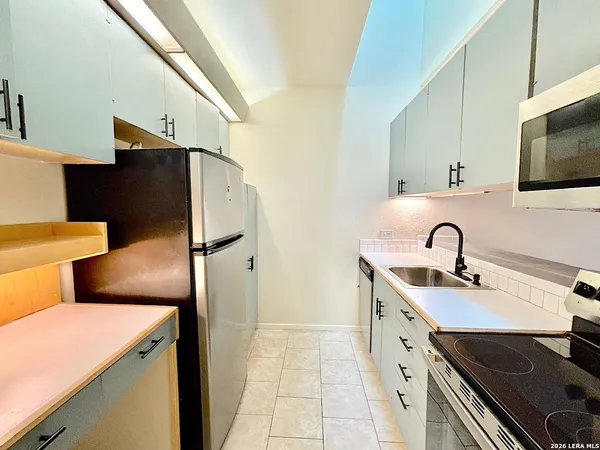 $1,350 | 8642 Fredericksburg Road, Unit 106, San Antonio, TX 78240