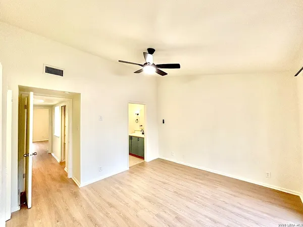 $1,350 | 8642 Fredericksburg Road, Unit 106, San Antonio, TX 78240