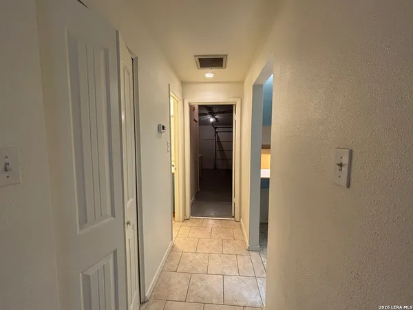 $1,350 | 8642 Fredericksburg Road, Unit 106, San Antonio, TX 78240