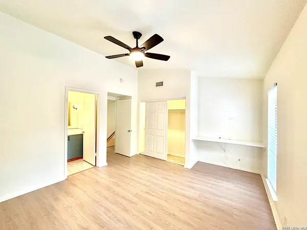 $1,350 | 8642 Fredericksburg Road, Unit 106, San Antonio, TX 78240