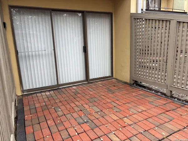 $1,350 | 8642 Fredericksburg Road, Unit 106, San Antonio, TX 78240