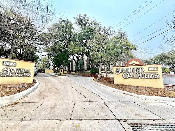 $1,350 | 8642 Fredericksburg Road, Unit 106, San Antonio, TX 78240