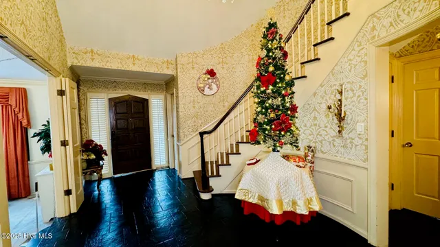 $729,900 | 607 Lakeshore Drive, Goldsboro, NC 27534