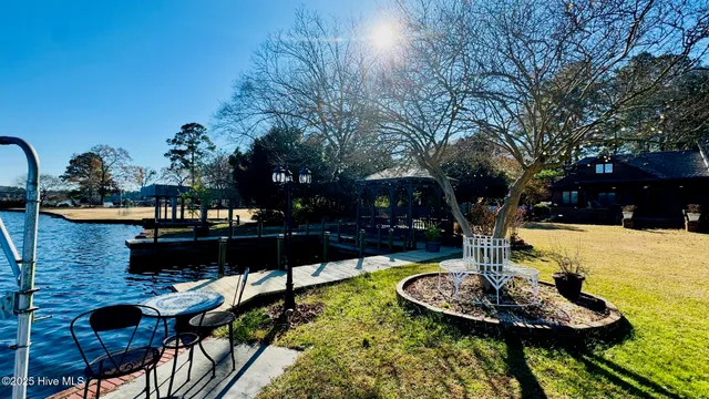 $729,900 | 607 Lakeshore Drive, Goldsboro, NC 27534