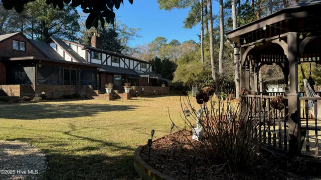 $729,900 | 607 Lakeshore Drive, Goldsboro, NC 27534