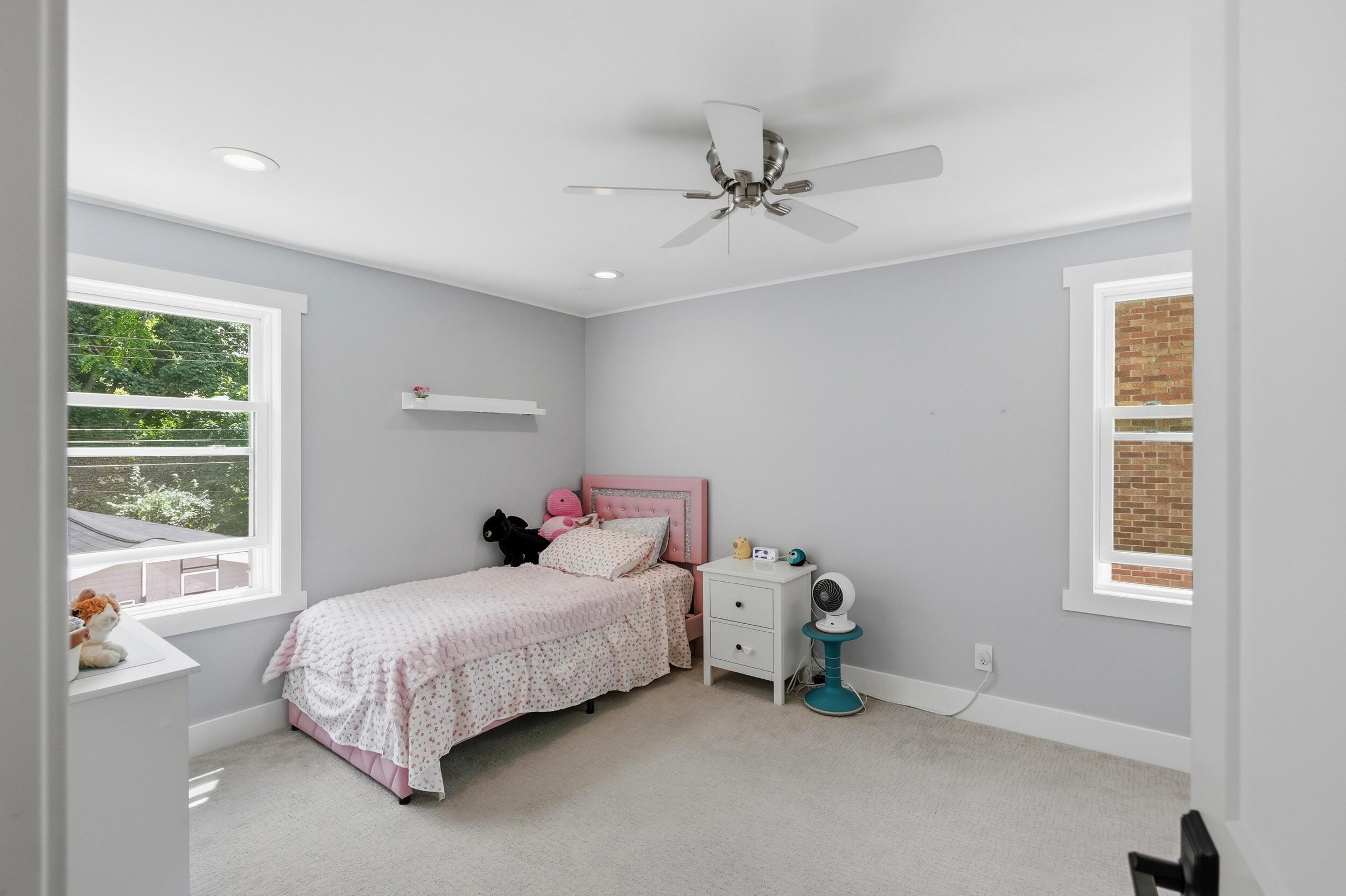 1921 Earlmont Road Berkley, MI 48072 - Photo 22 of 42 Bed 3