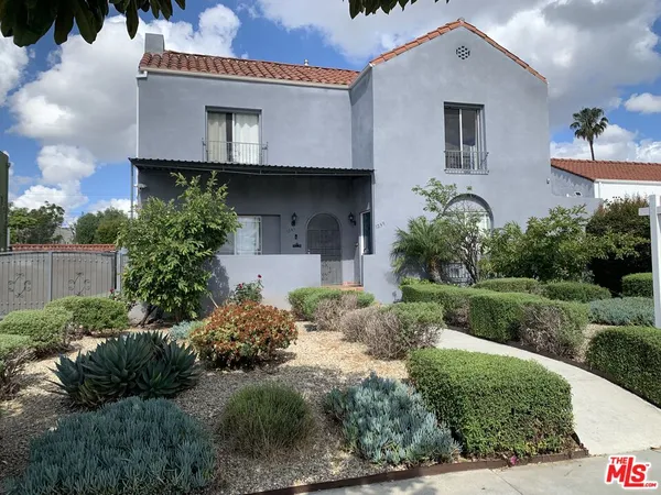$5,000 | 1239 South Hudson Avenue, Los Angeles, CA 90019