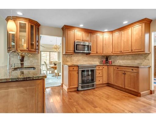 26 Bluejay Road Lynnfield, MA 01940 - Photo 8 of 30 Gallery Image 8