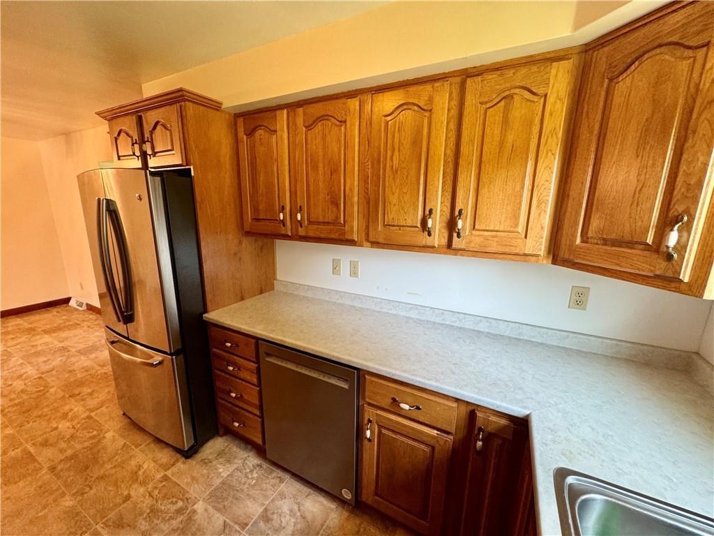 1400 State Route Apollo, PA 15613 - Photo 7 of 31 Gallery Image 7