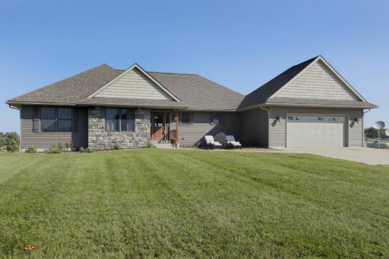 13080 Hoffman Road Three Rivers, MI 49093 - Photo 1 of 31 Hoffman_1