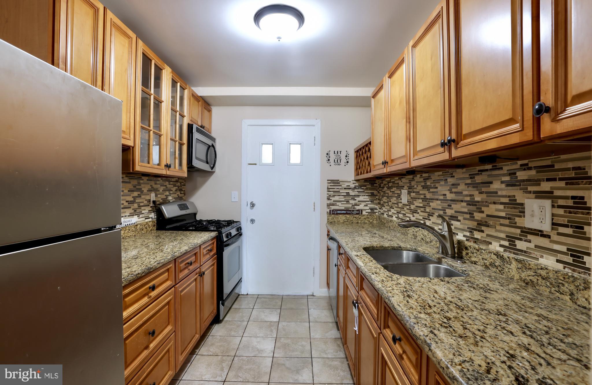 7731 Bender Road Landover, MD 20785 - Photo 5 of 27