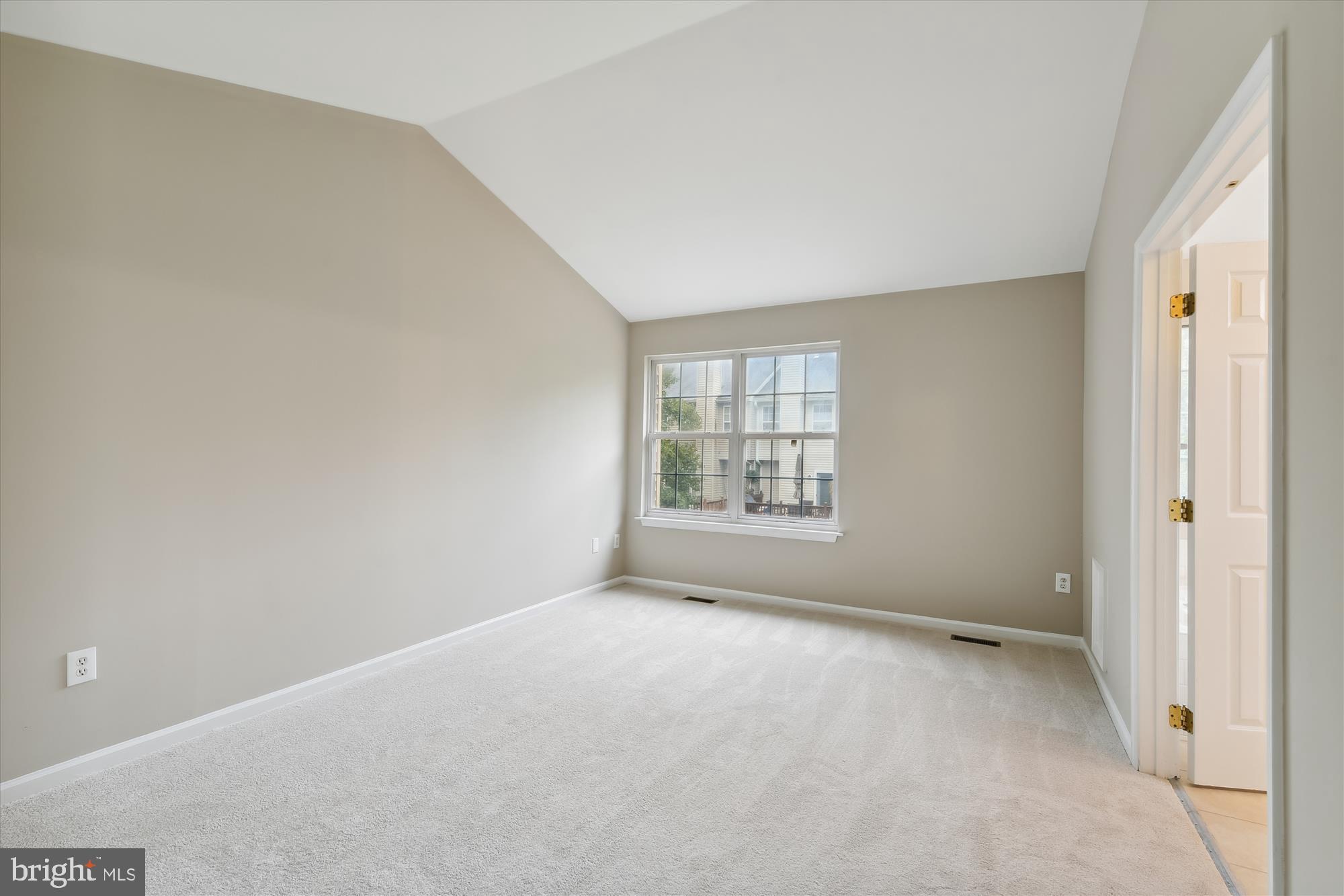 3023 Beech Bottom Road Laurel, MD 20724 - Photo 14 of 56 Primary bedroom w/new carpet and paint
