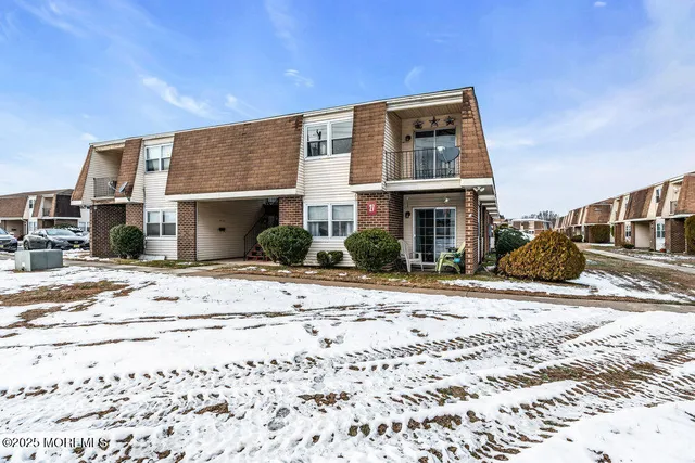 $89,900 | 27-2 Florence Tollgate, Unit 2, Florence, NJ 08518