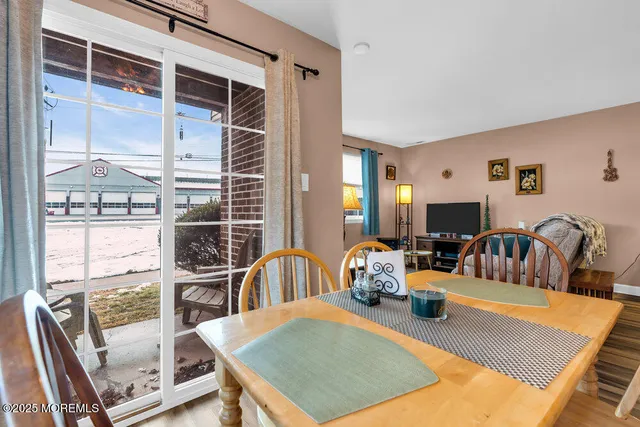 $89,900 | 27-2 Florence Tollgate, Unit 2, Florence, NJ 08518