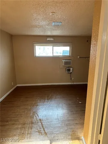 $795 | 236 West Philadelphia Avenue, Unit 3, Las Vegas, NV 89102