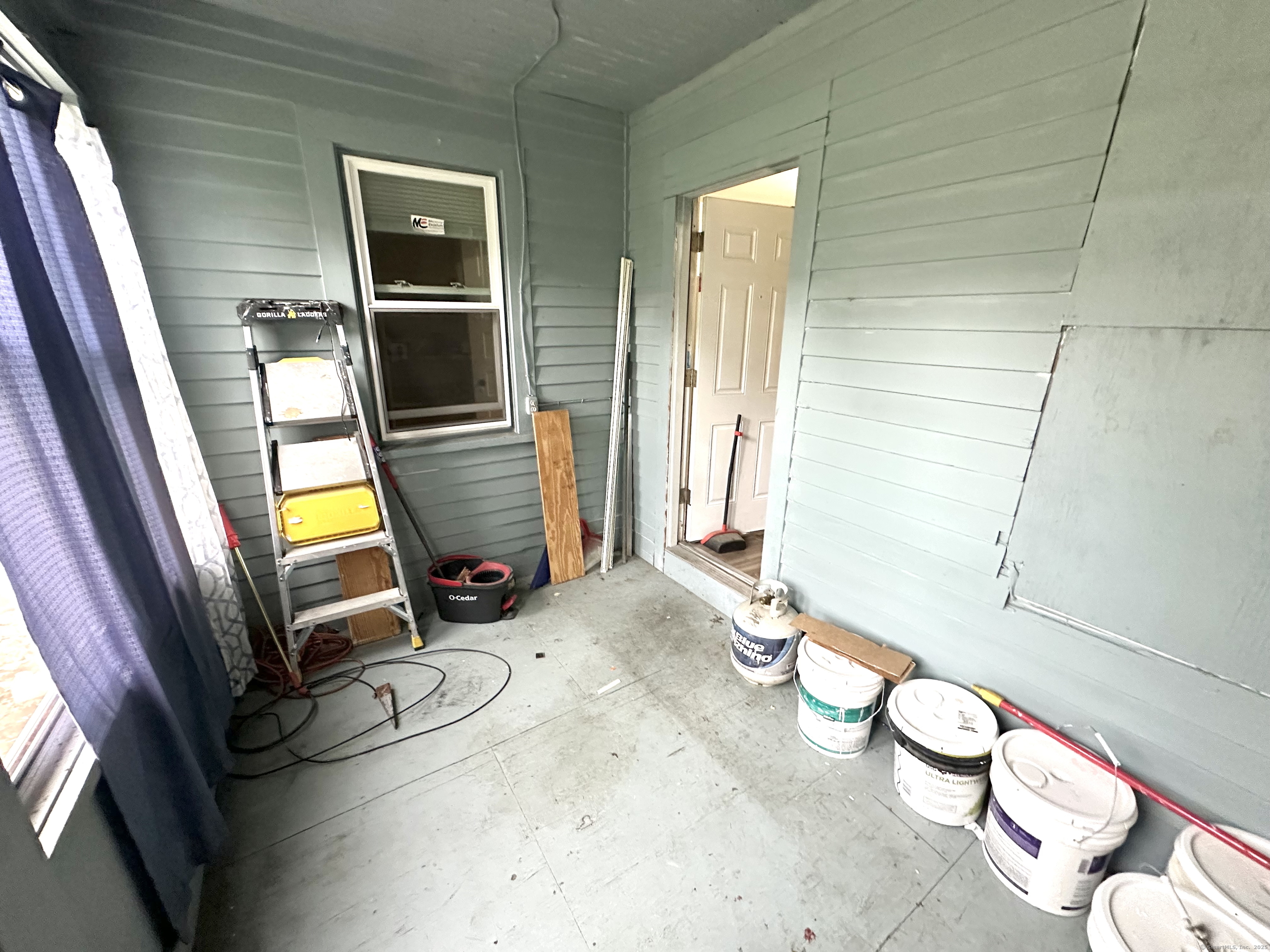 1019 West Main Street, Unit 3R Waterbury, CT 06708 - Photo 22 of 25