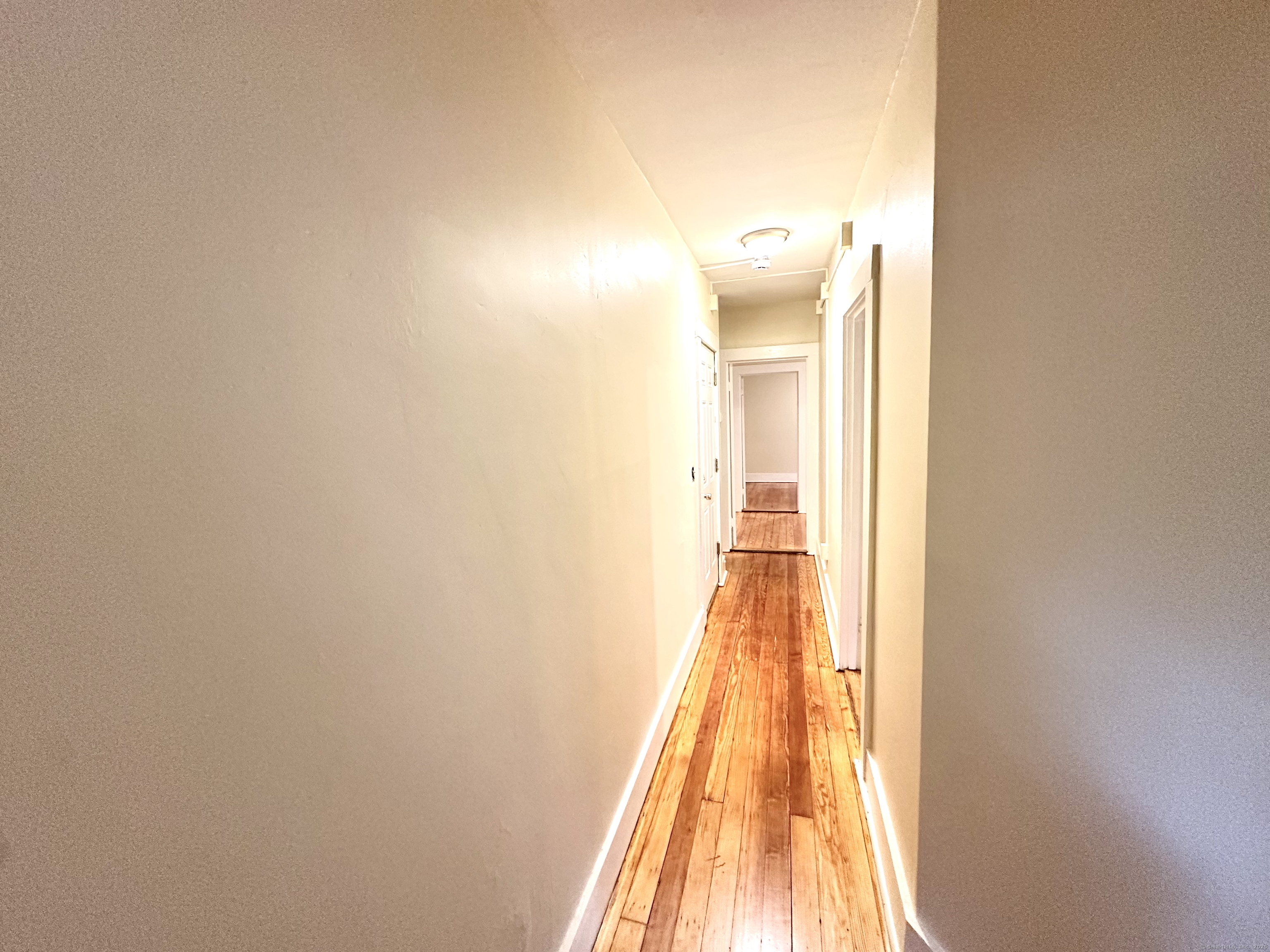 1019 West Main Street, Unit 3R Waterbury, CT 06708 - Photo 3 of 25 a view of a bathroom with a bathtub