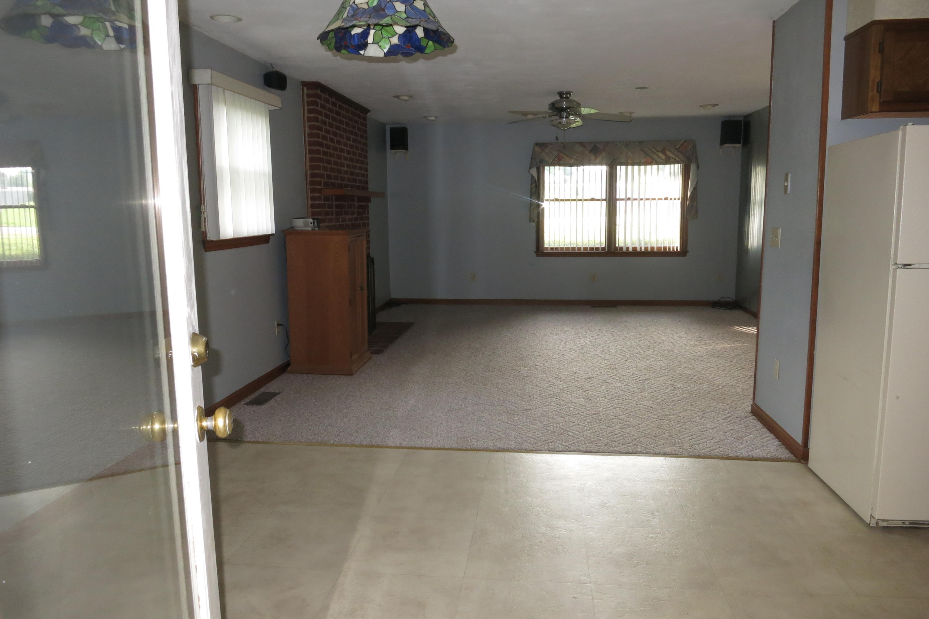 160 Stayman Road Roanoke, VA 24019 - Photo 17 of 35 Sunroom to Living Room