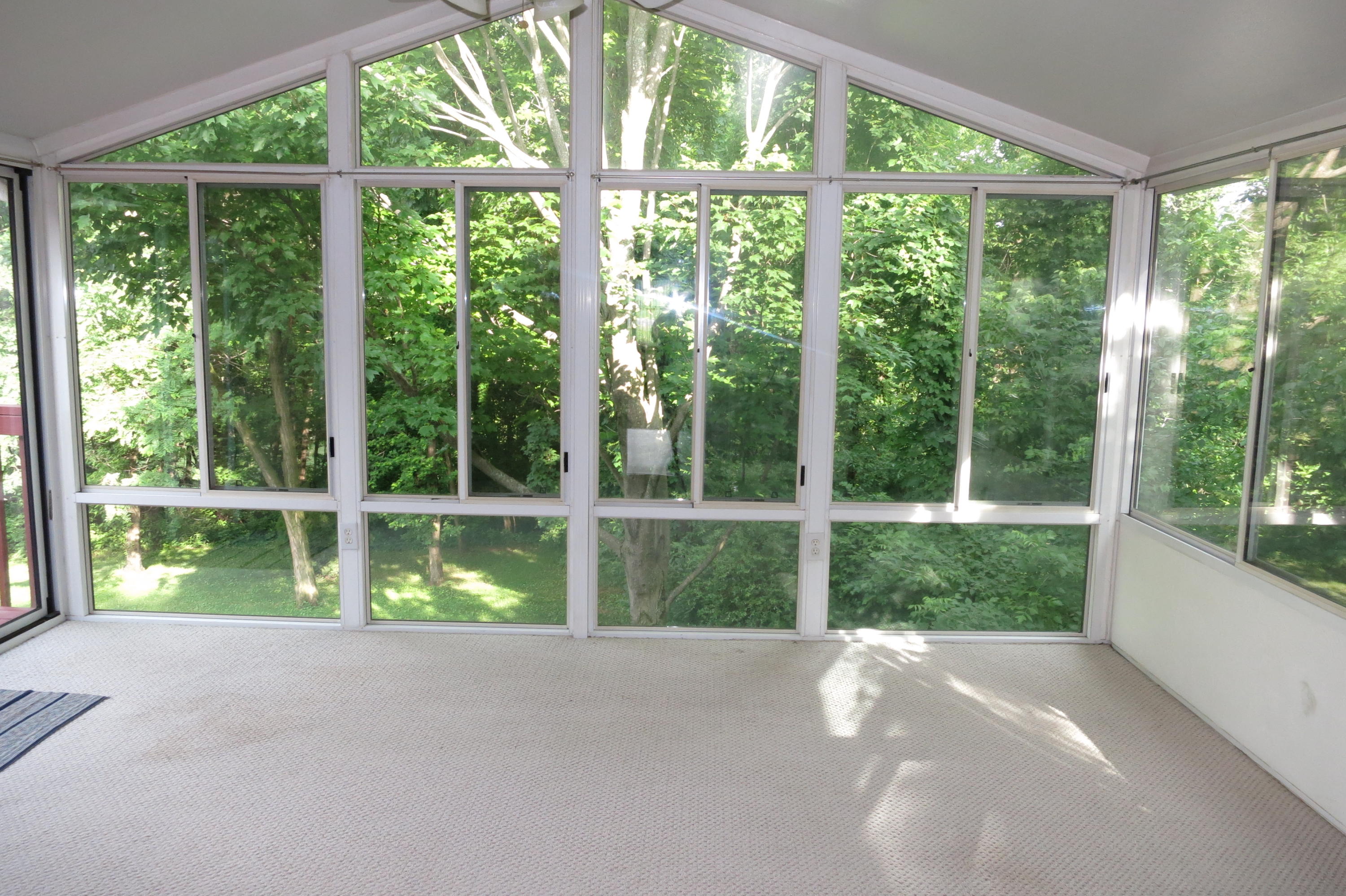 160 Stayman Road Roanoke, VA 24019 - Photo 9 of 35 Sunroom views