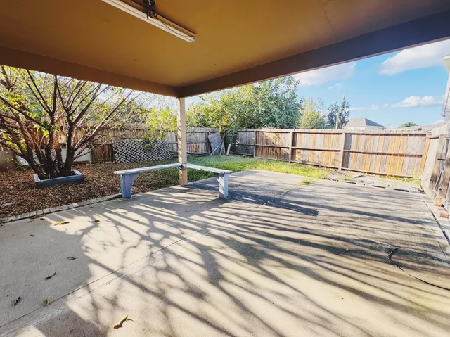 $1,950 | 10515 Ince Lane, Houston, TX 77040