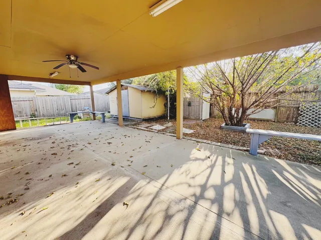 $1,950 | 10515 Ince Lane, Houston, TX 77040