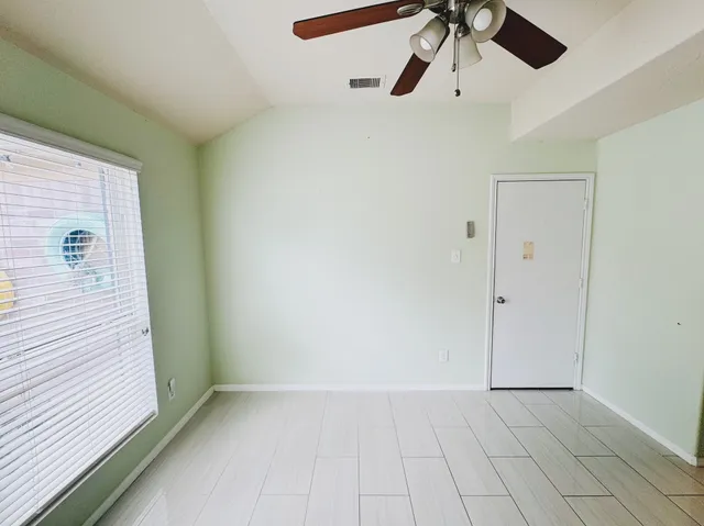 $1,950 | 10515 Ince Lane, Houston, TX 77040