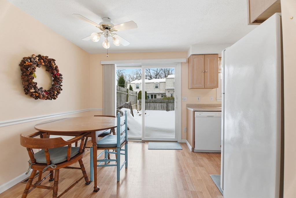 47 Corey Colonial, Unit 47 Agawam, MA 01001 - Photo 5 of 21